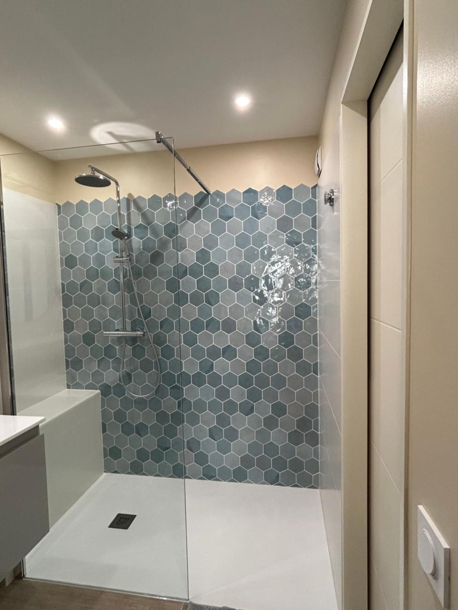 Appartamento T2 Renove Proche Des Arenes Saintes Esterno foto