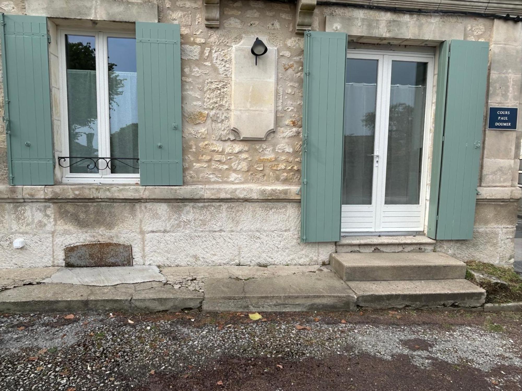 Appartamento T2 Renove Proche Des Arenes Saintes Esterno foto
